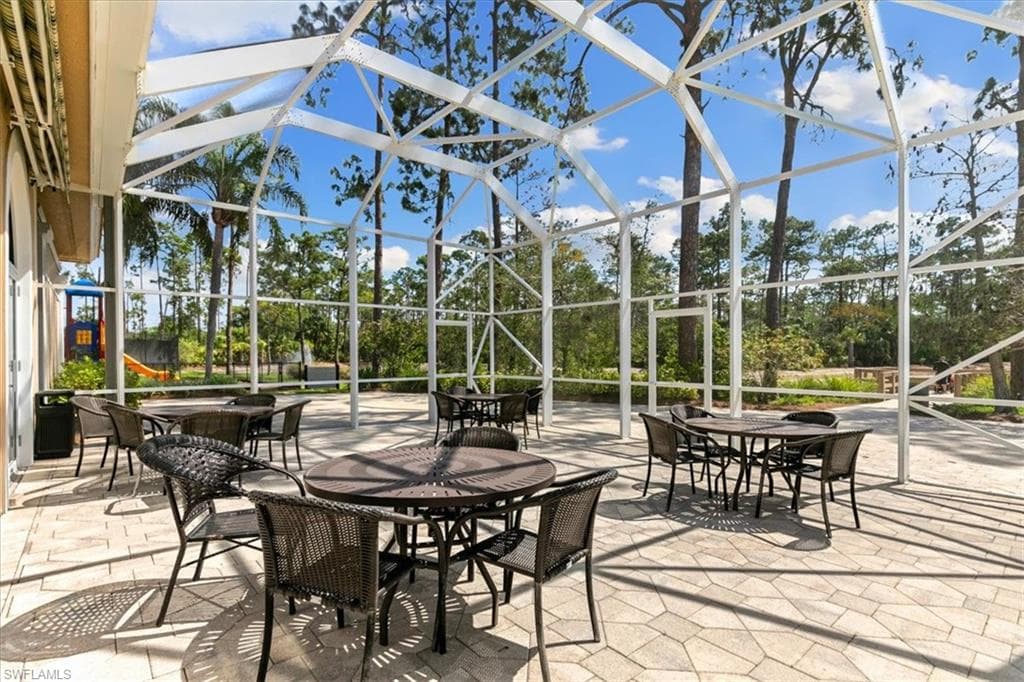 5045 Cedar Springs Dr 203, Naples, FL 34110-29