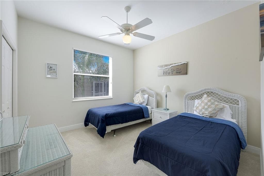 541 Hernando Dr, Marco Island, FL 34145-25