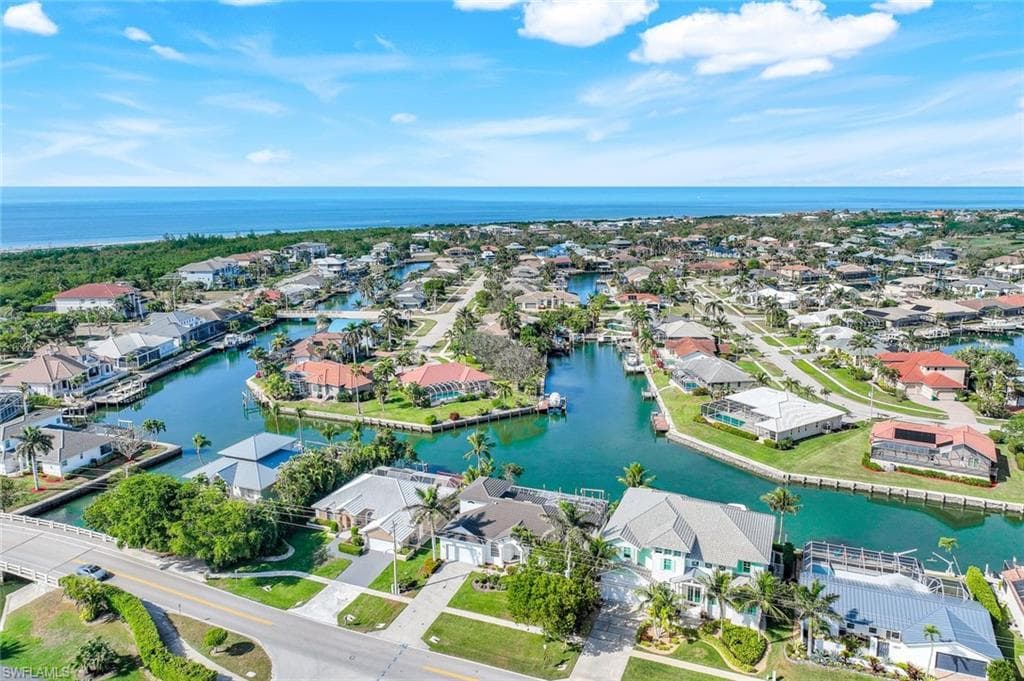 541 Hernando Dr, Marco Island, FL 34145-39