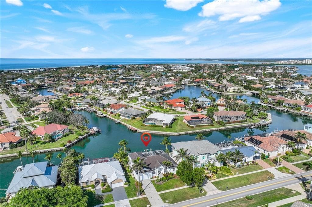 541 Hernando Dr, Marco Island, FL 34145-44