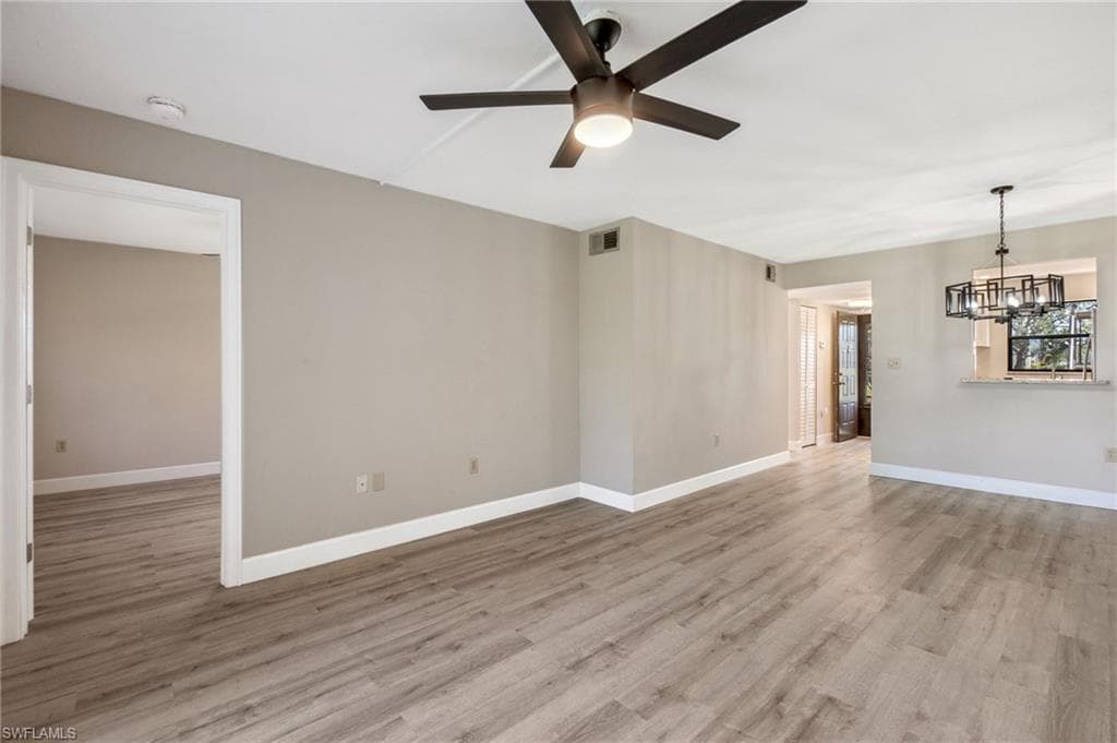 4198 27th Ct SW 106, Naples, FL 34116-13