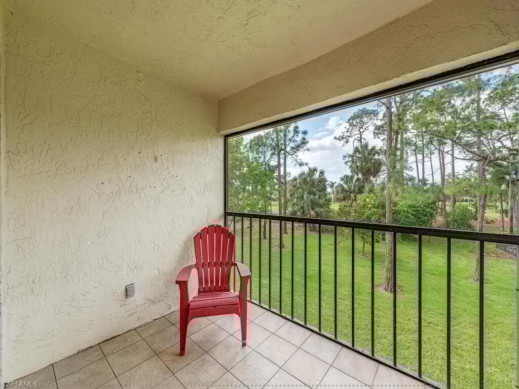 901 Augusta Blvd 901-6, Naples, FL 34113-11