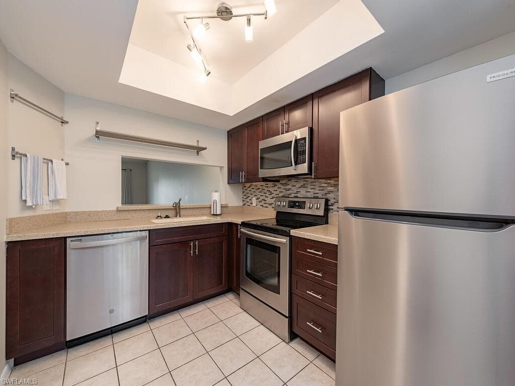 901 Augusta Blvd 901-6, Naples, FL 34113-5
