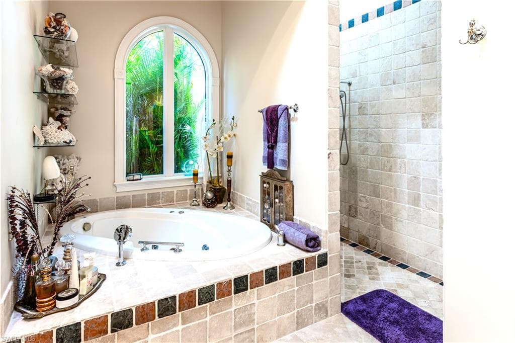 6912 Anthurium Ln, Naples, FL 34113-23