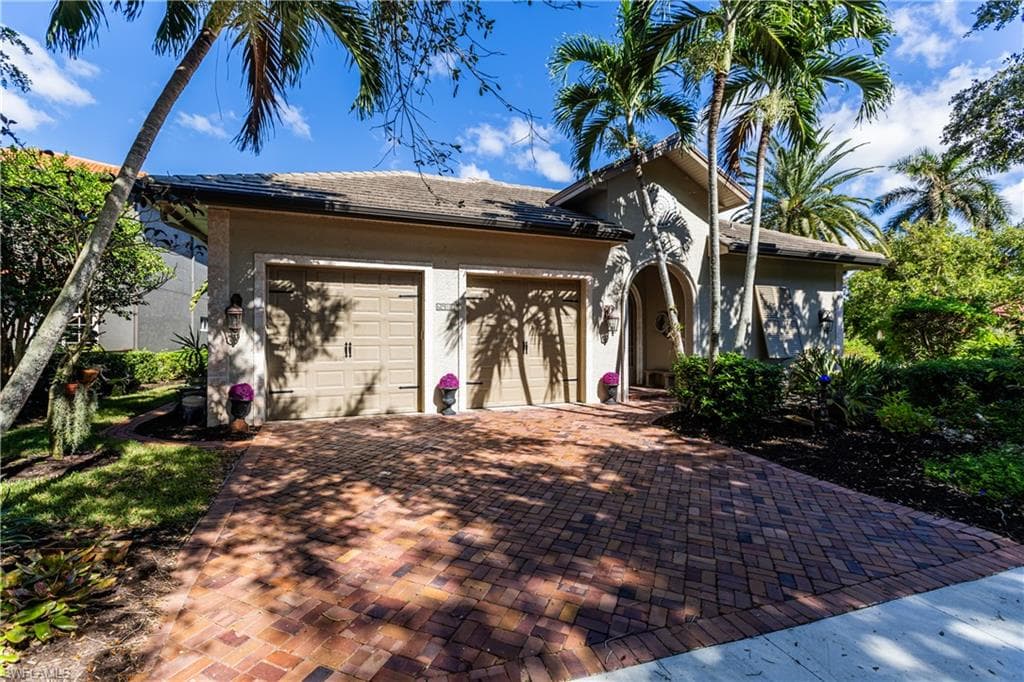 6912 Anthurium Ln, Naples, FL 34113-3