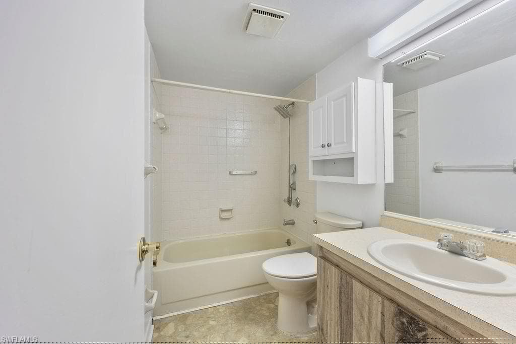 1100 Pondella Rd 106, Cape Coral, FL 33991-10