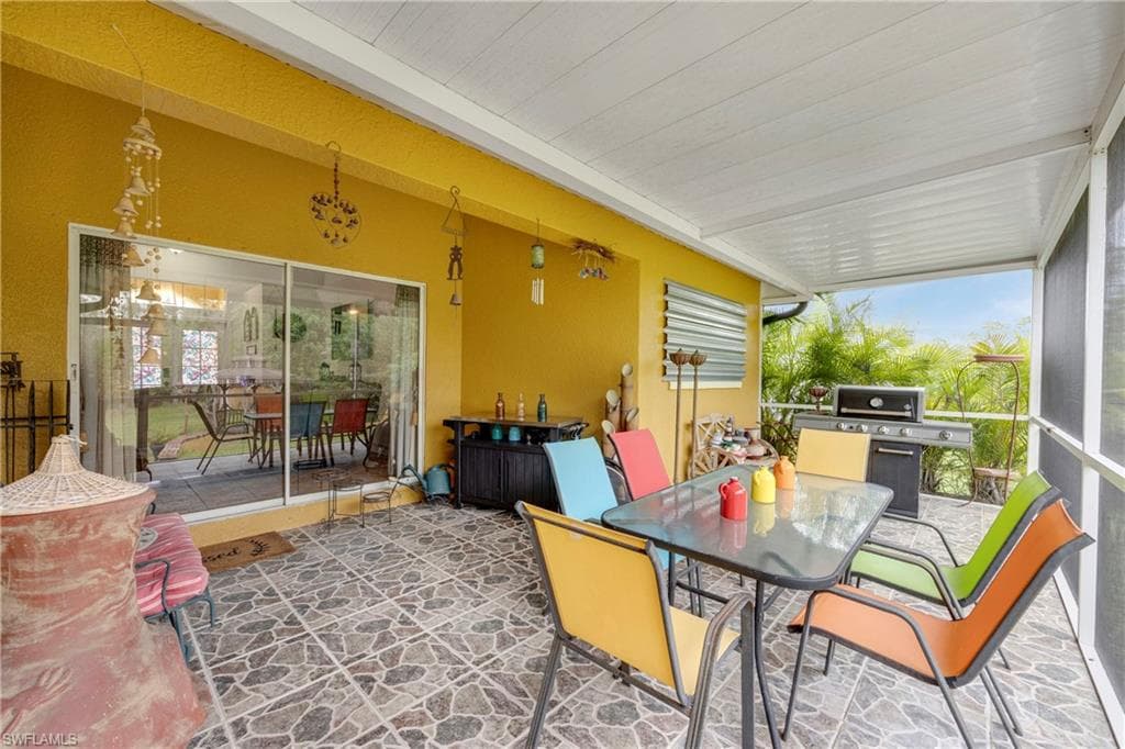4160 29th Ave NE, Naples, FL 34120-32