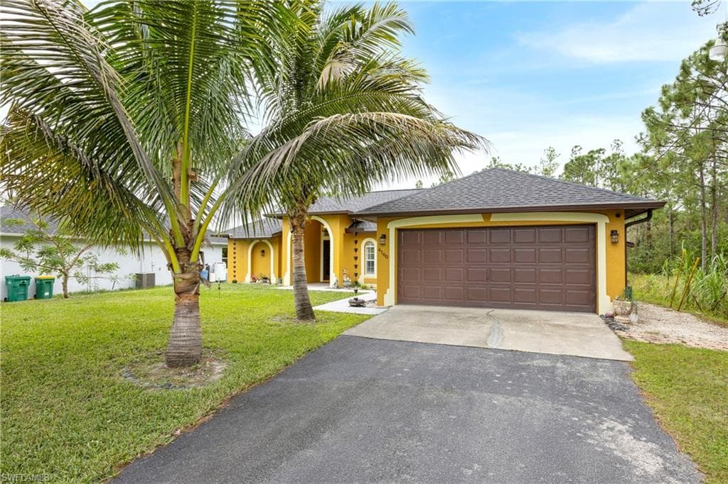 4160 29th Ave NE, Naples, FL 34120-4