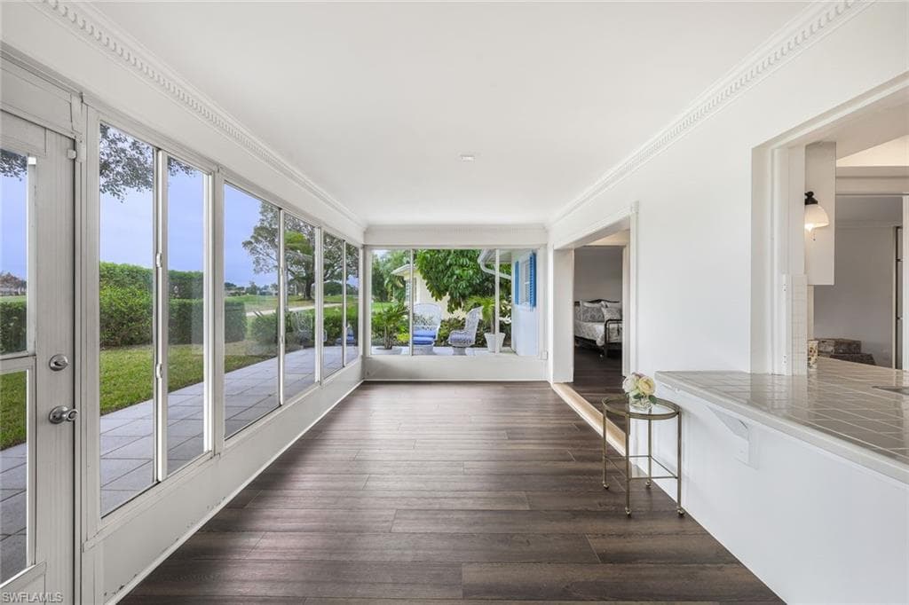 4460 Lakewood Blvd, Naples, FL 34112-18