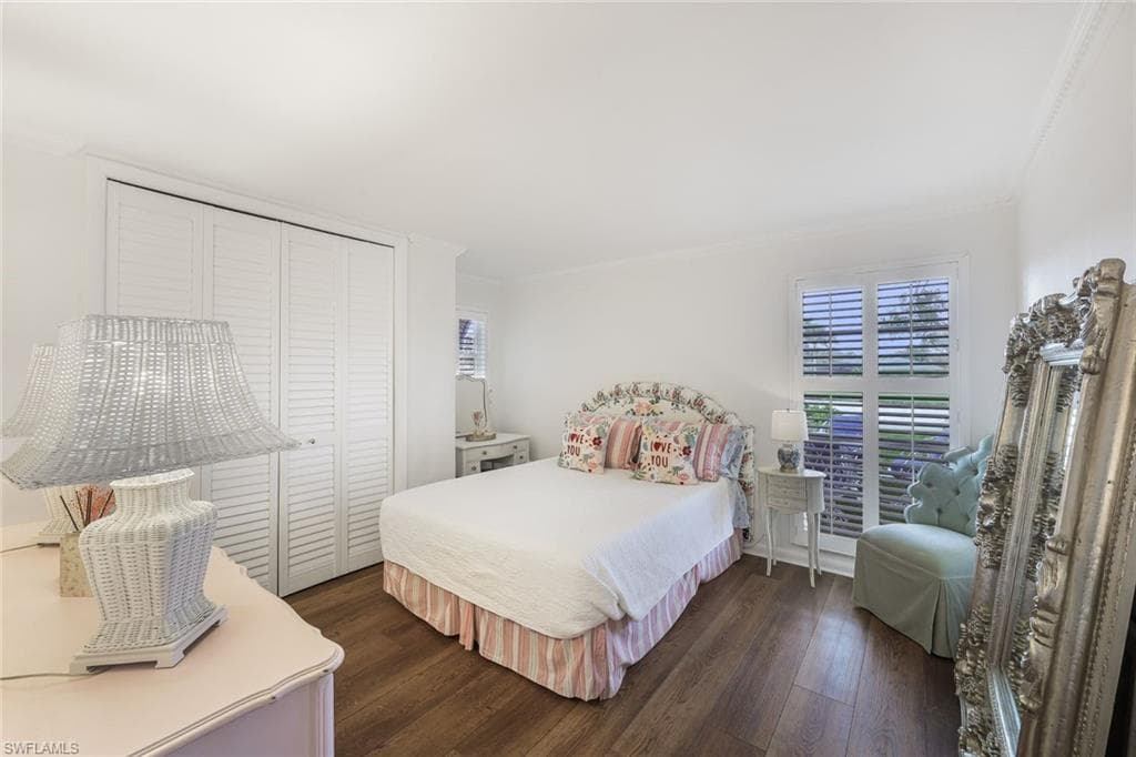 4460 Lakewood Blvd, Naples, FL 34112-25
