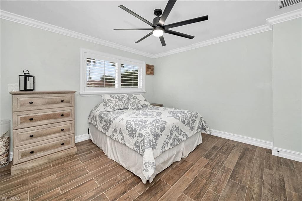 461 Quail Dr, Marco Island, FL 34145-20