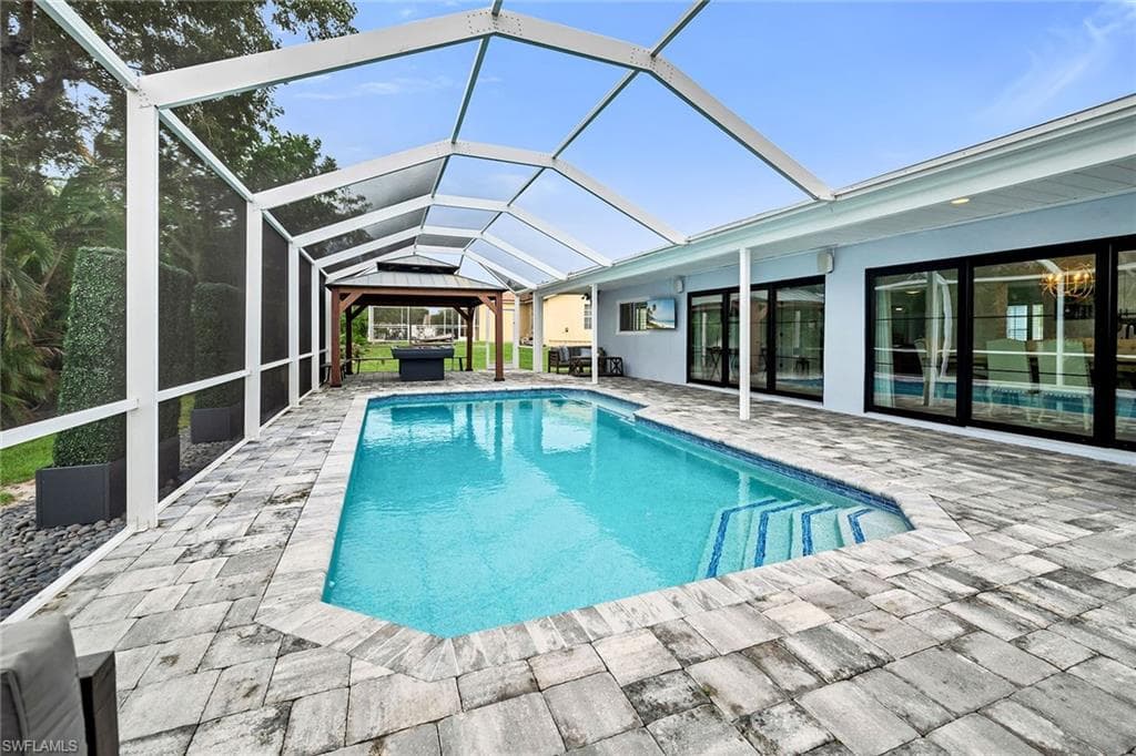 461 Quail Dr, Marco Island, FL 34145-31
