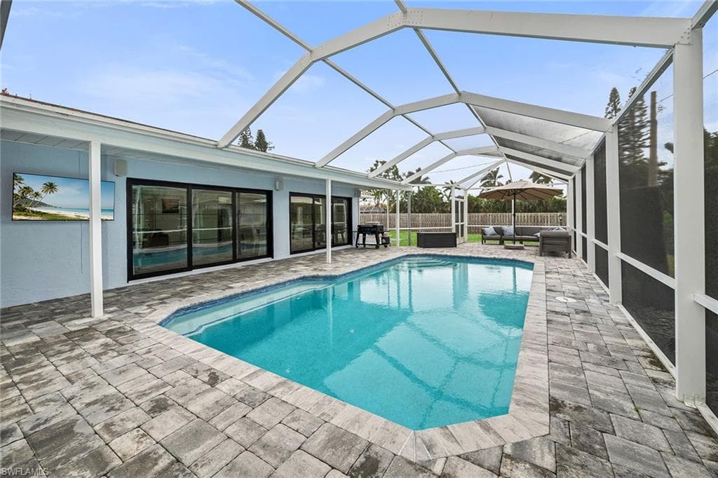 461 Quail Dr, Marco Island, FL 34145-32