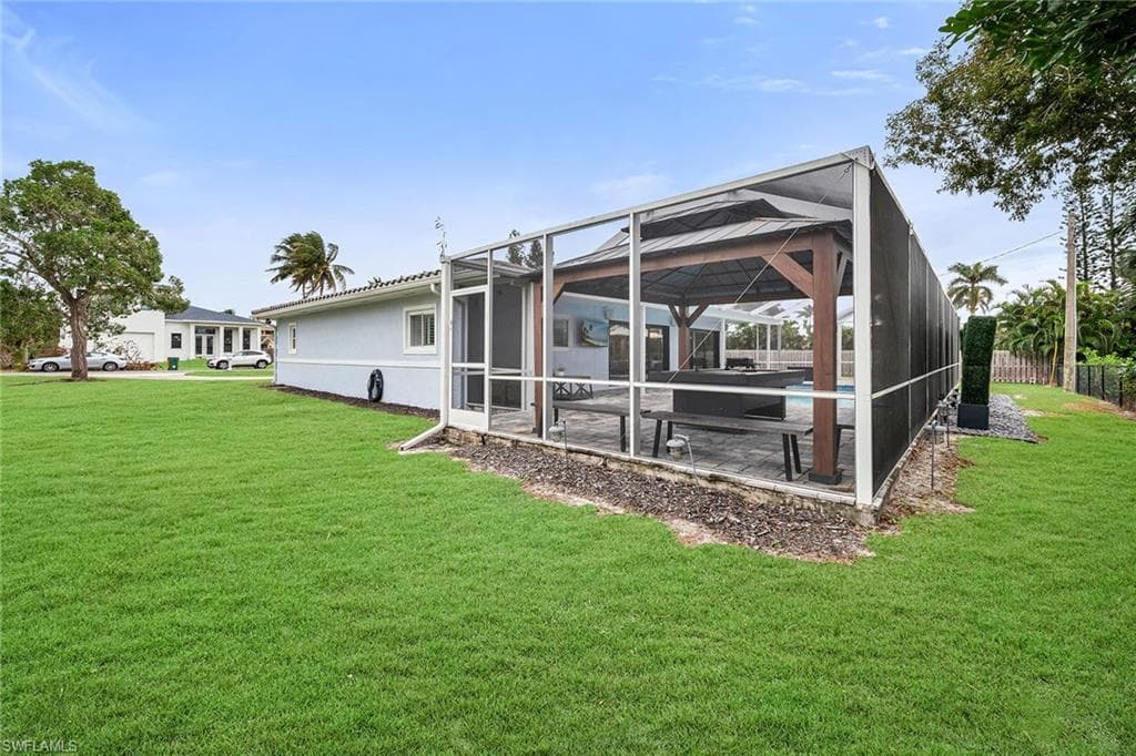 461 Quail Dr, Marco Island, FL 34145-35