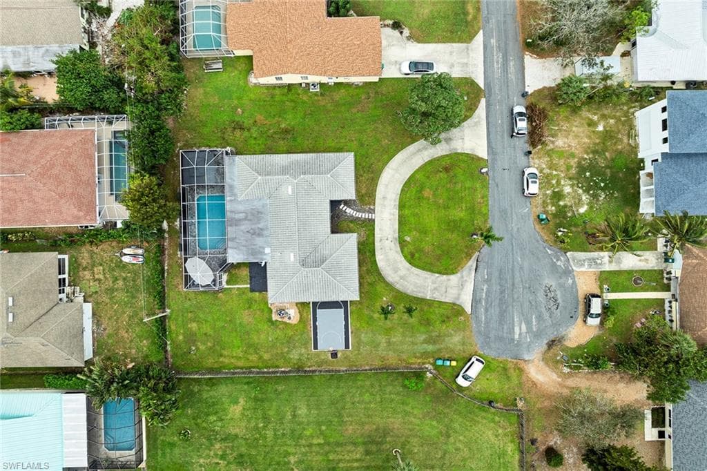 461 Quail Dr, Marco Island, FL 34145-37
