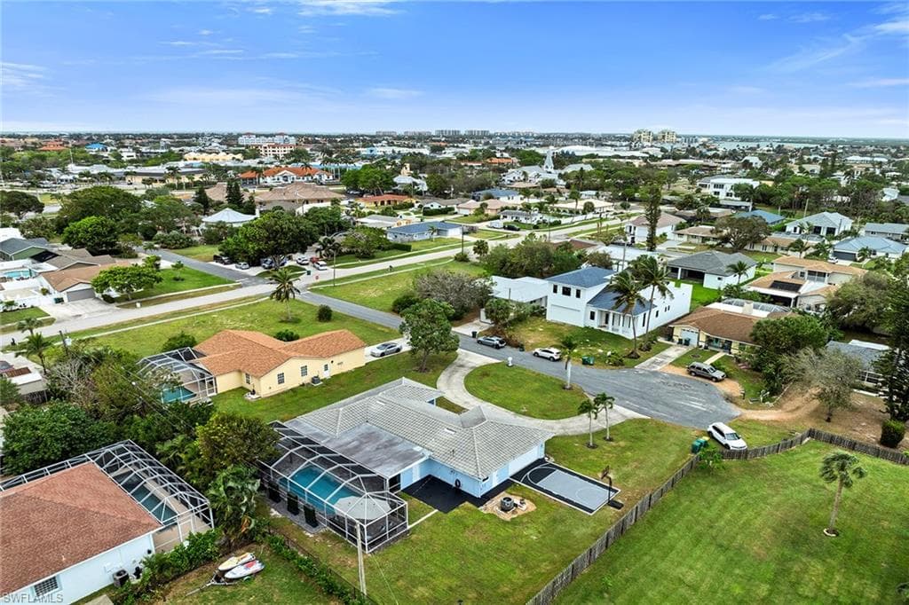 461 Quail Dr, Marco Island, FL 34145-47