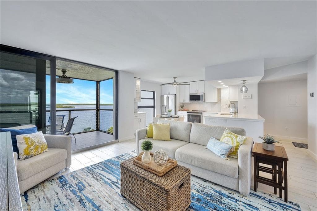 1085 Bald Eagle Dr D608, Marco Island, FL 34145-6