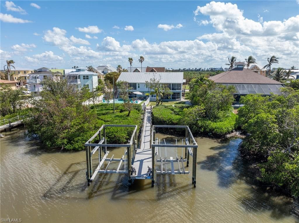 21540/542 Indian Bayou Dr, Fort Myers Beach, FL 33931-4