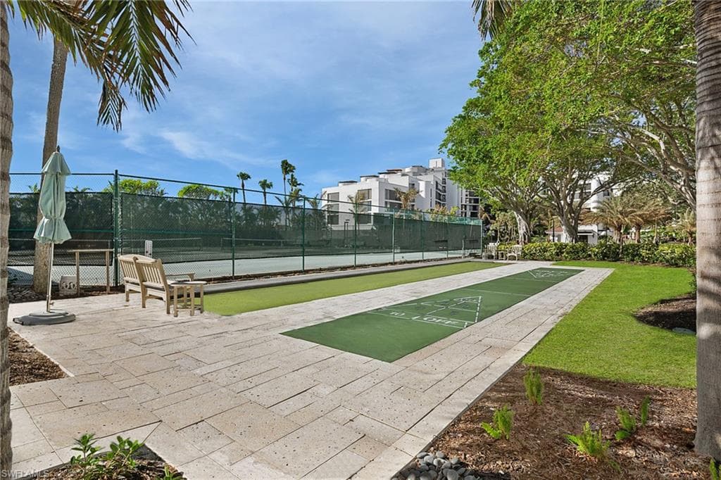 2400 Gulf Shore Blvd N Ph-4, Naples, FL 34103-16