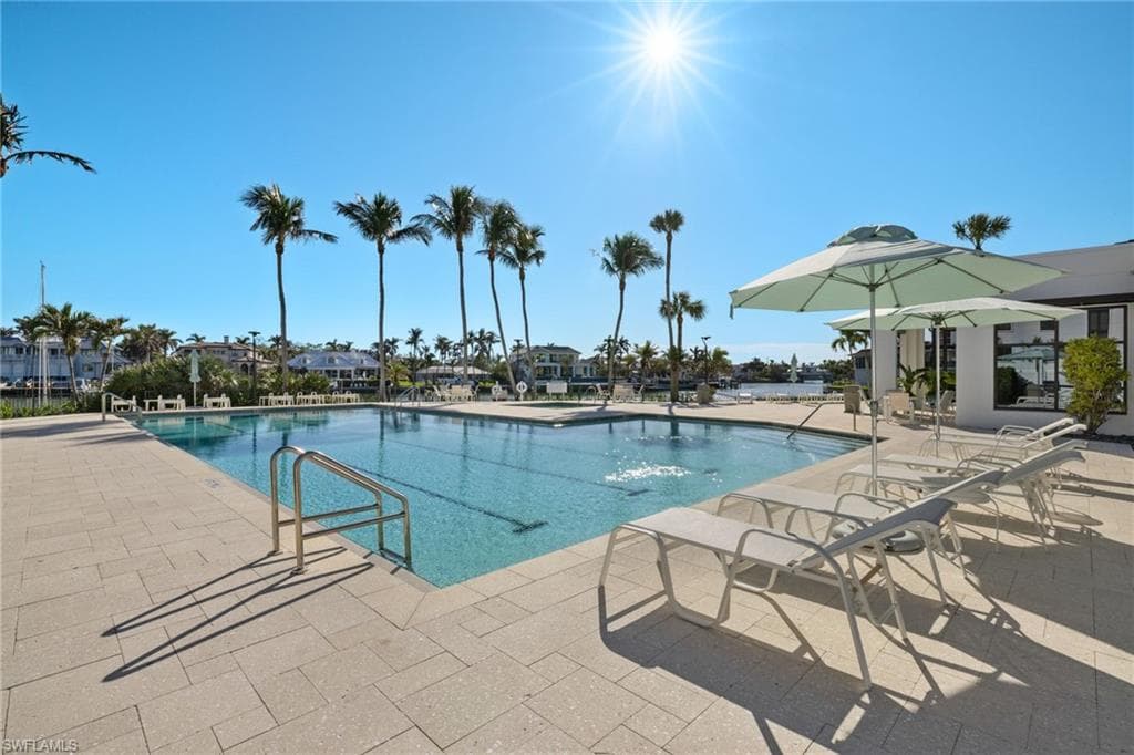 2400 Gulf Shore Blvd N Ph-4, Naples, FL 34103-20