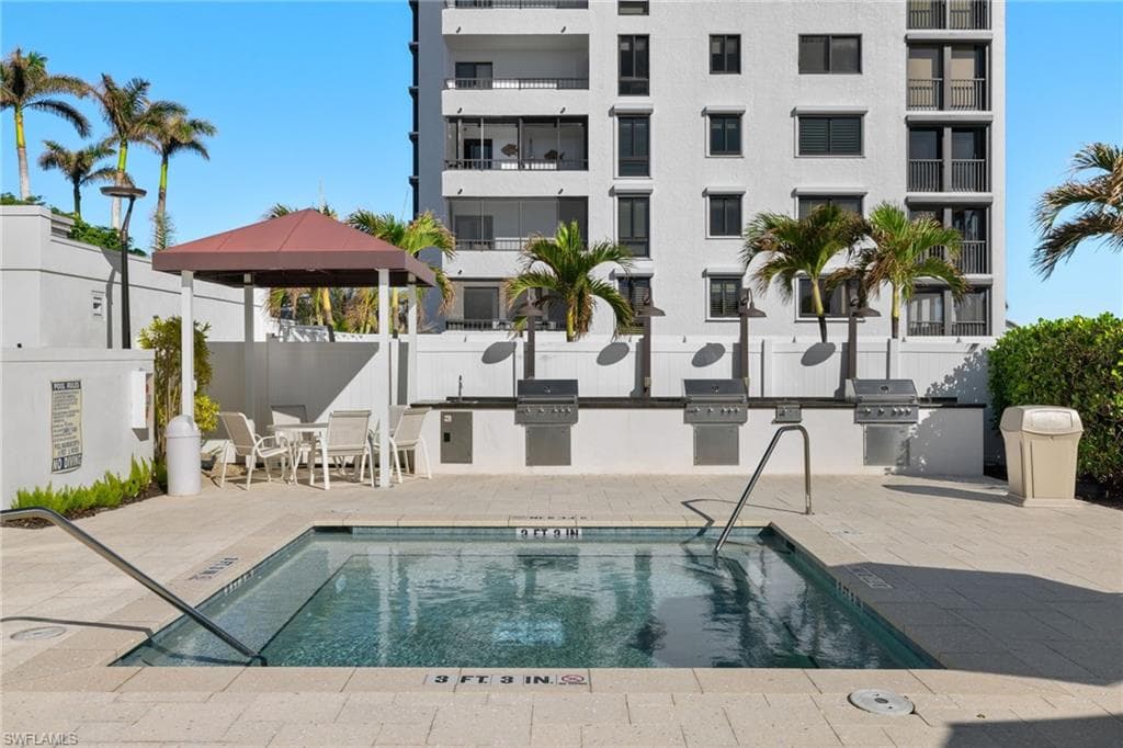 2400 Gulf Shore Blvd N Ph-4, Naples, FL 34103-21