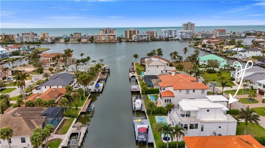 432 Bayside Ave, Naples, FL 34108-4
