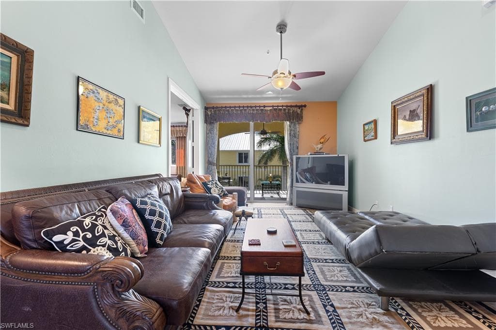 301 Copeland Ave S 104, Everglades City, FL 34139-8