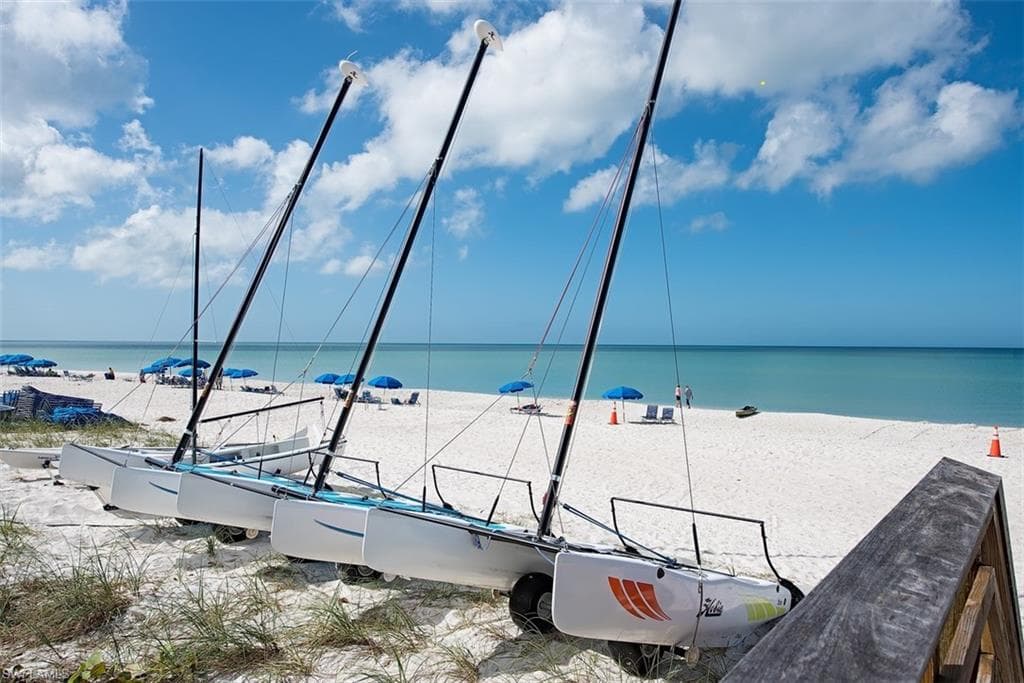 6361 Pelican Bay Blvd 402, Naples, FL 34108-20