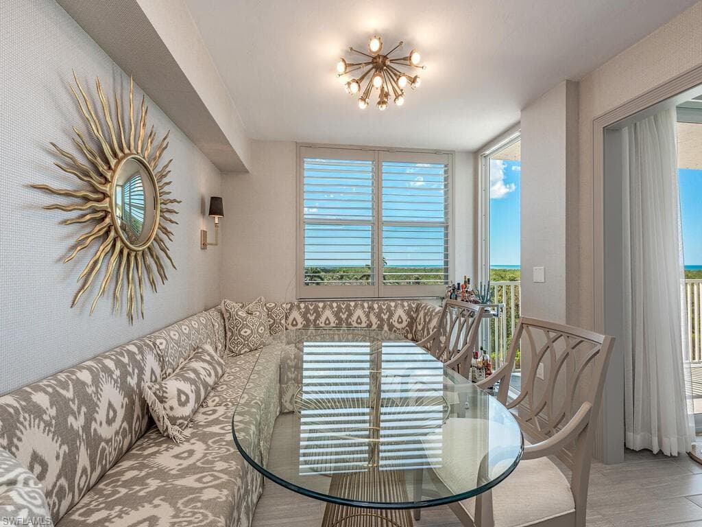 6361 Pelican Bay Blvd 402, Naples, FL 34108-6