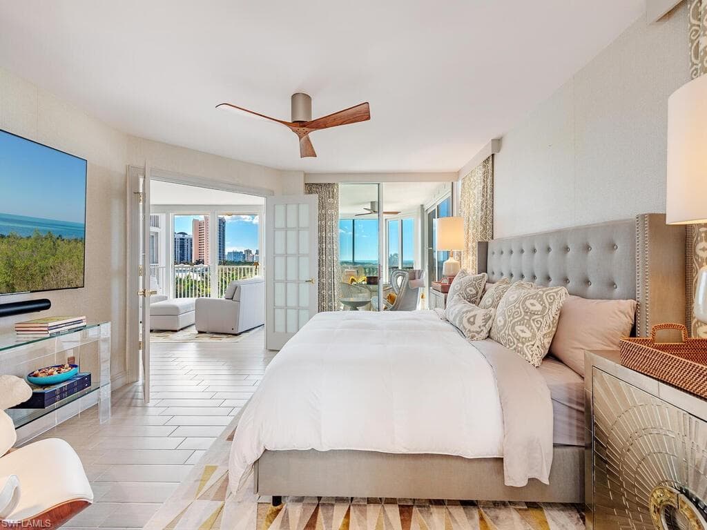 6361 Pelican Bay Blvd 402, Naples, FL 34108-8