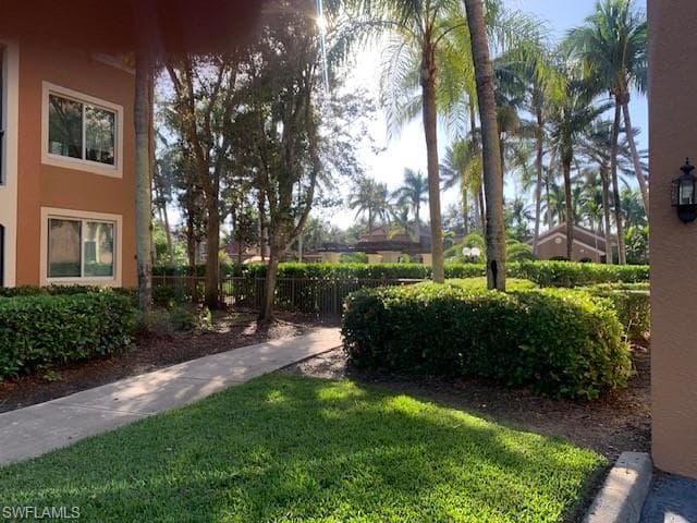1225 Reserve Way 6-303, Naples, FL 34105-17