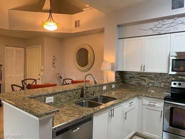 1225 Reserve Way 6-303, Naples, FL 34105-6