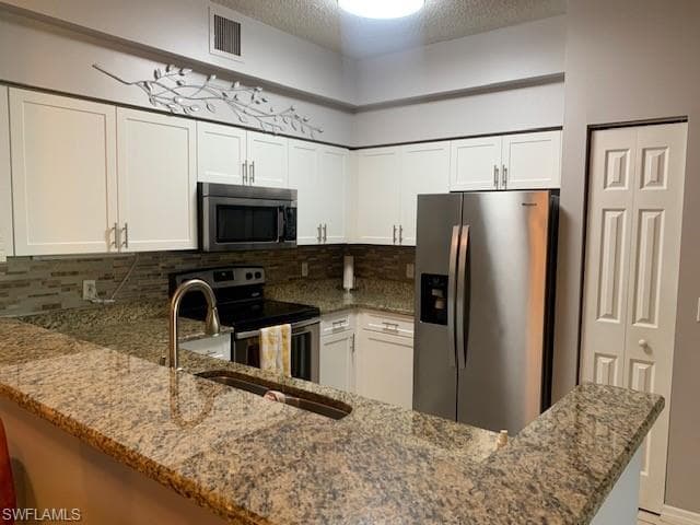 1225 Reserve Way 6-303, Naples, FL 34105-7