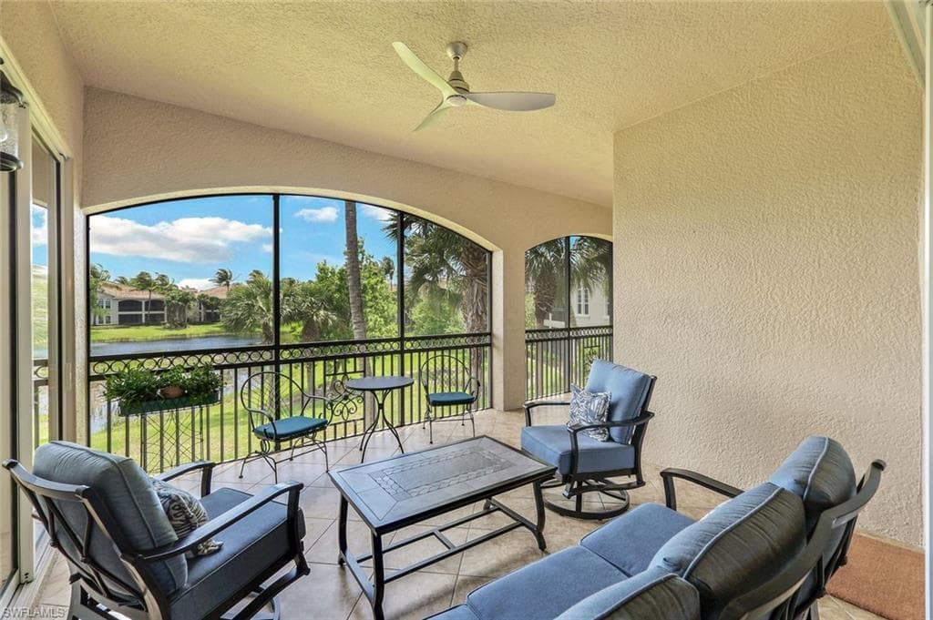 3176 Serena Ln 202, Naples, FL 34114-32