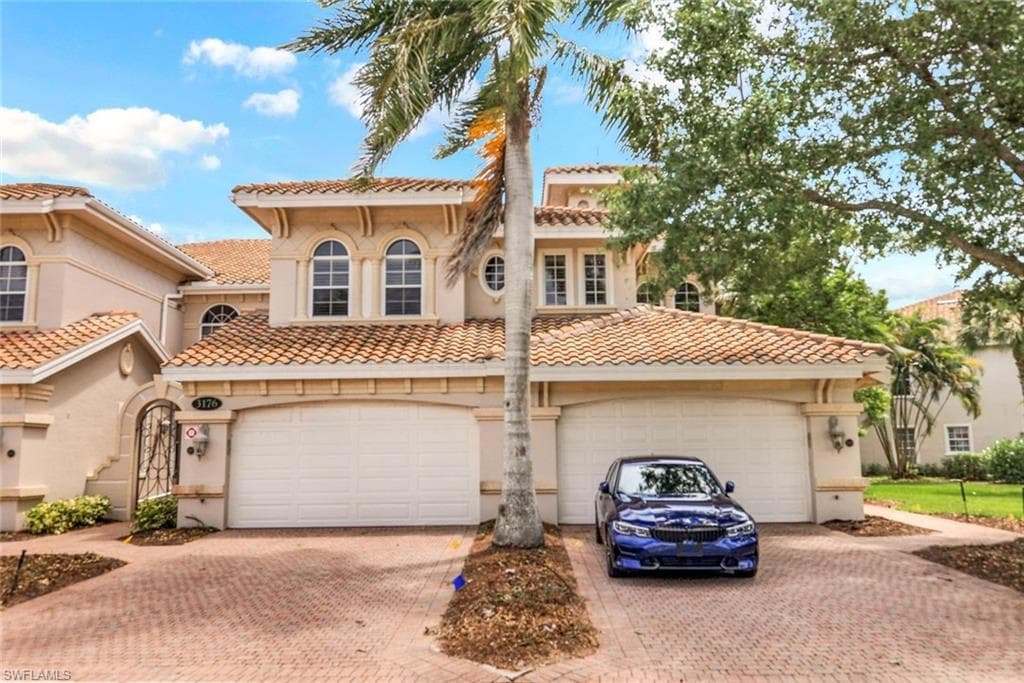 3176 Serena Ln 202, Naples, FL 34114-34