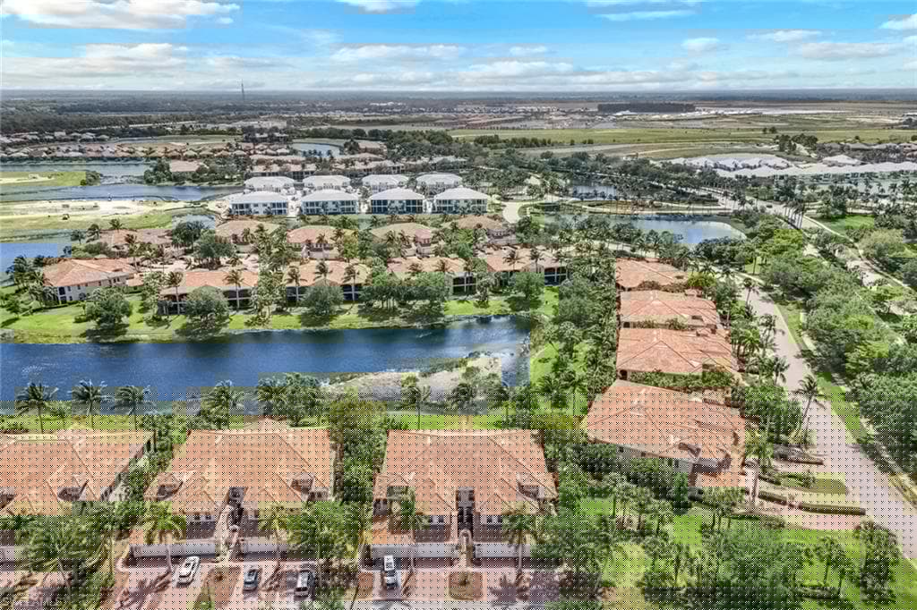 3176 Serena Ln 202, Naples, FL 34114-40