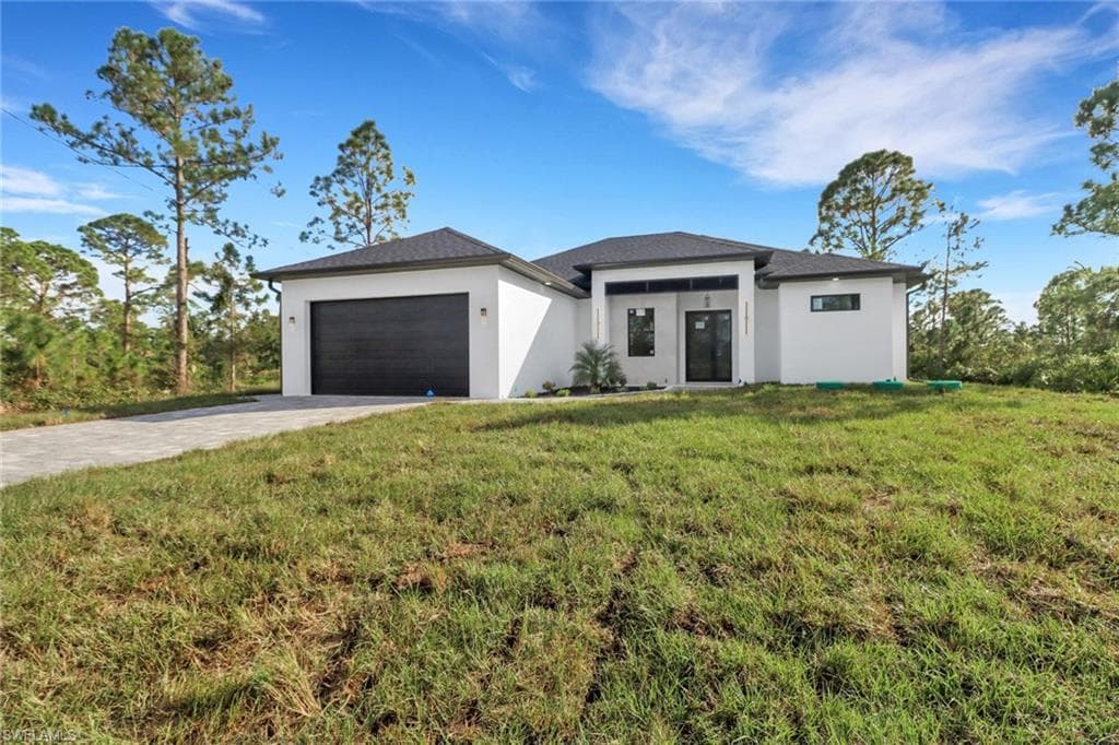 1116 Nimitz Blvd, Lehigh Acres, FL 33974-4