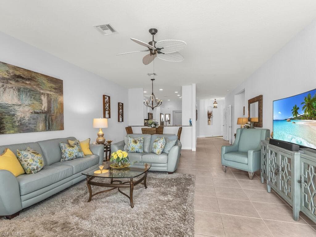 249 Stella Maris Dr S, Naples, FL 34114-17