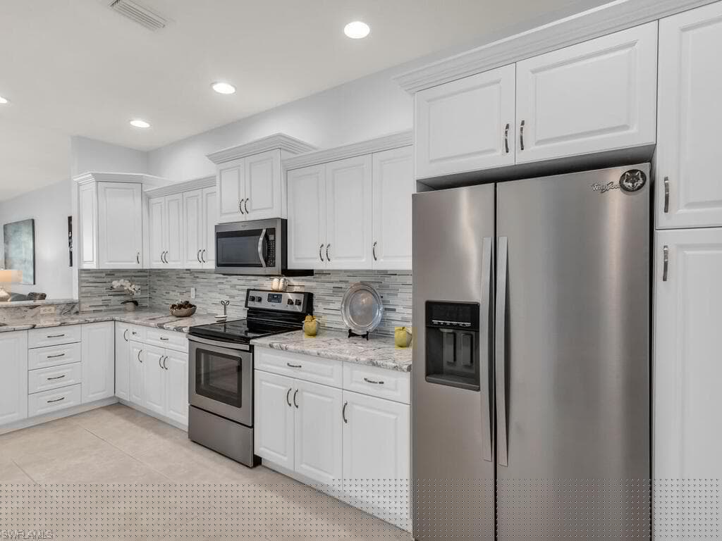249 Stella Maris Dr S, Naples, FL 34114-8