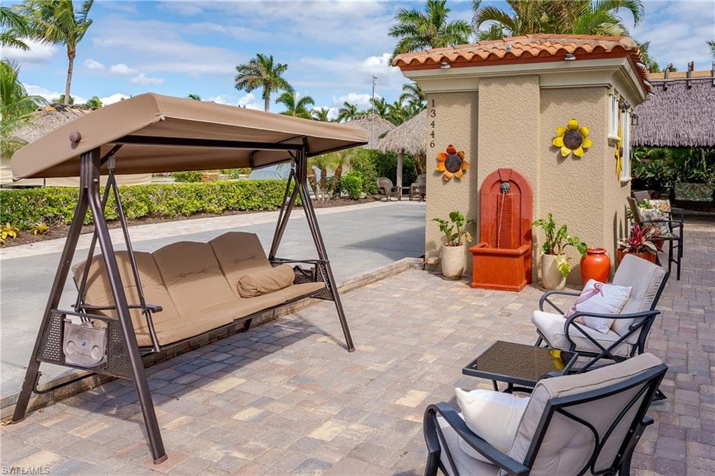 13446 Ladyfish Ln, Naples, FL 34114-18