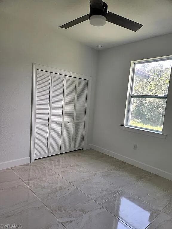 127 Connecticut Rd, Lehigh Acres, FL 33936-24