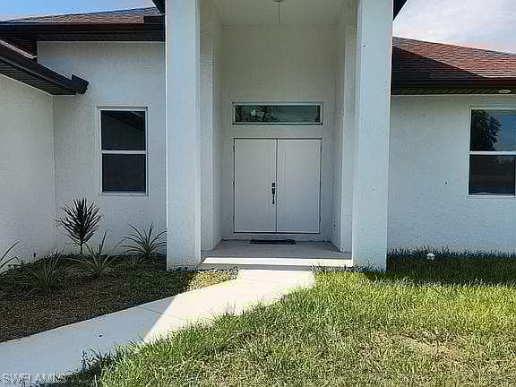 127 Connecticut Rd, Lehigh Acres, FL 33936-4