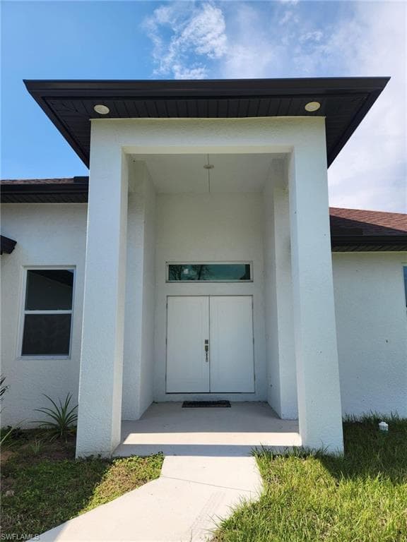 127 Connecticut Rd, Lehigh Acres, FL 33936-4