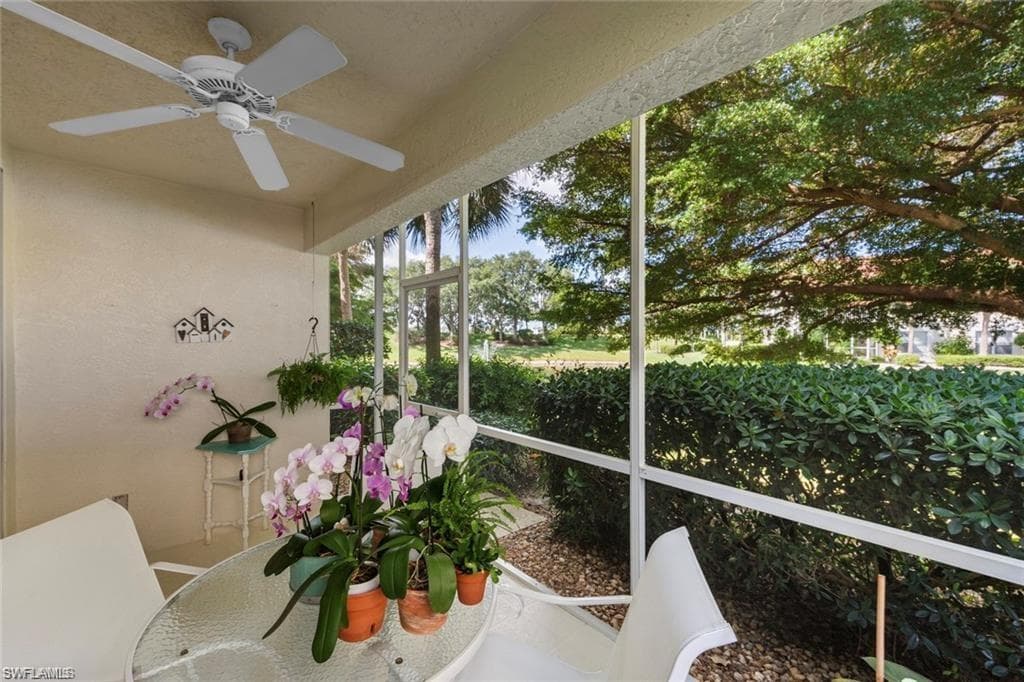 5045 Cedar Springs Dr 104, Naples, FL 34110-7