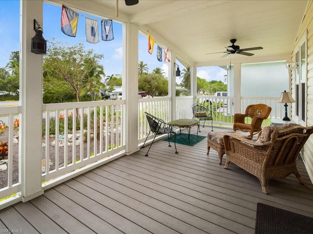 340 Pear Tree Ave, Goodland, FL 34140-4