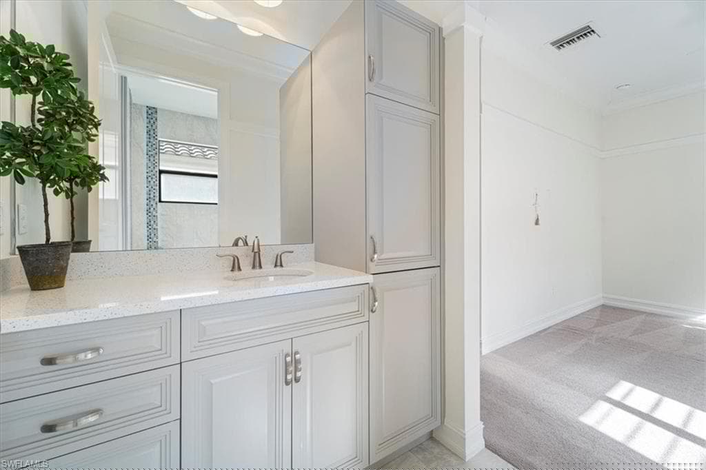 14660 Reserve Ln, Naples, FL 34109-20