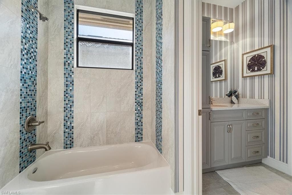 14660 Reserve Ln, Naples, FL 34109-22