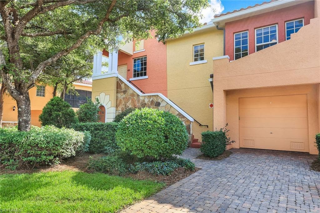 8617 Via Rapallo Dr 202, Estero, FL 33928-1
