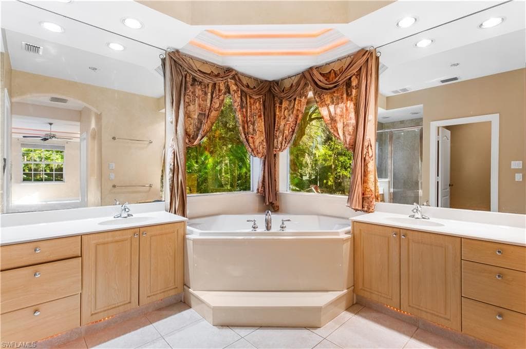 28056 East Brook Dr, Bonita Springs, FL 34135-15