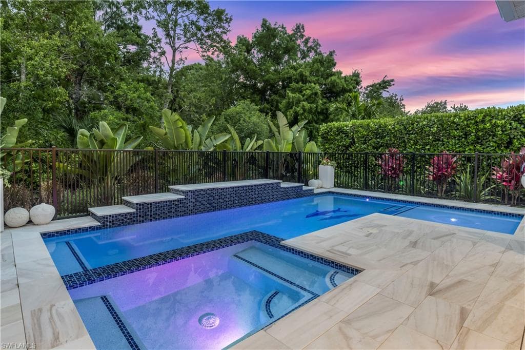 3829 Helmsman Dr, Naples, FL 34120-40
